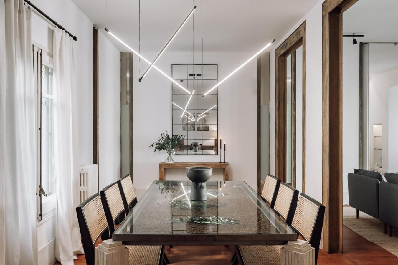 Zuheros - 2 Bedrooms In Eixample Dreta * Barcelona